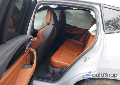 2022 BMW X4 M from USA, damaged, VIN 5YM23EC04N9J75192